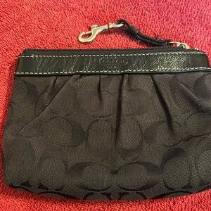 COACH Wristlet Signature Logo Black Fabric Clutch Wallet. Used missing label
